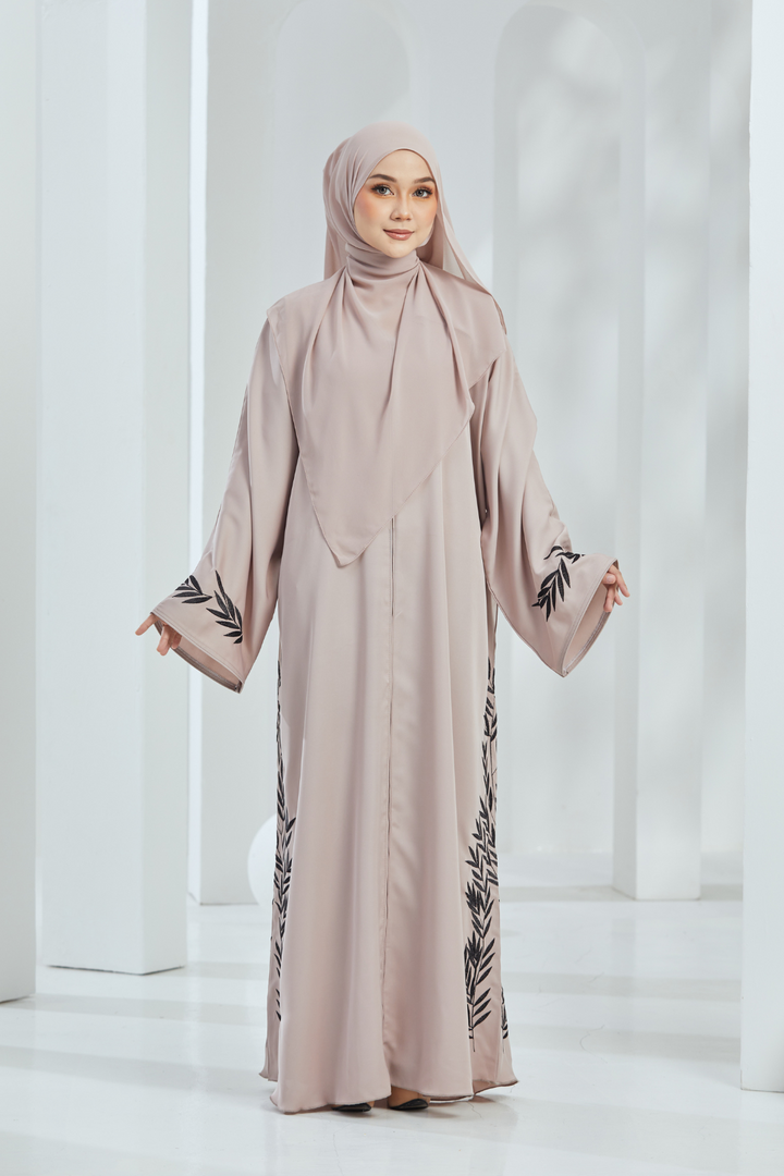 Wahida Abaya in Beige