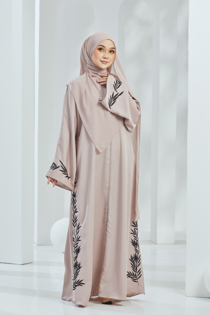 Wahida Abaya in Beige