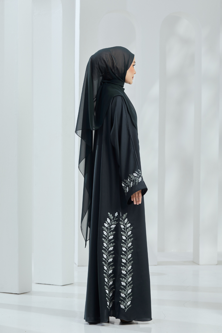 Haneda Abaya in Dark Grey