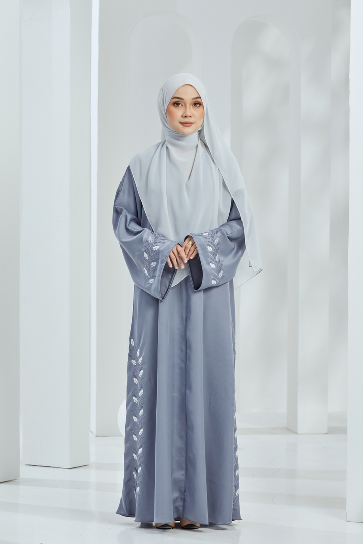 Haneda Abaya in Light Grey