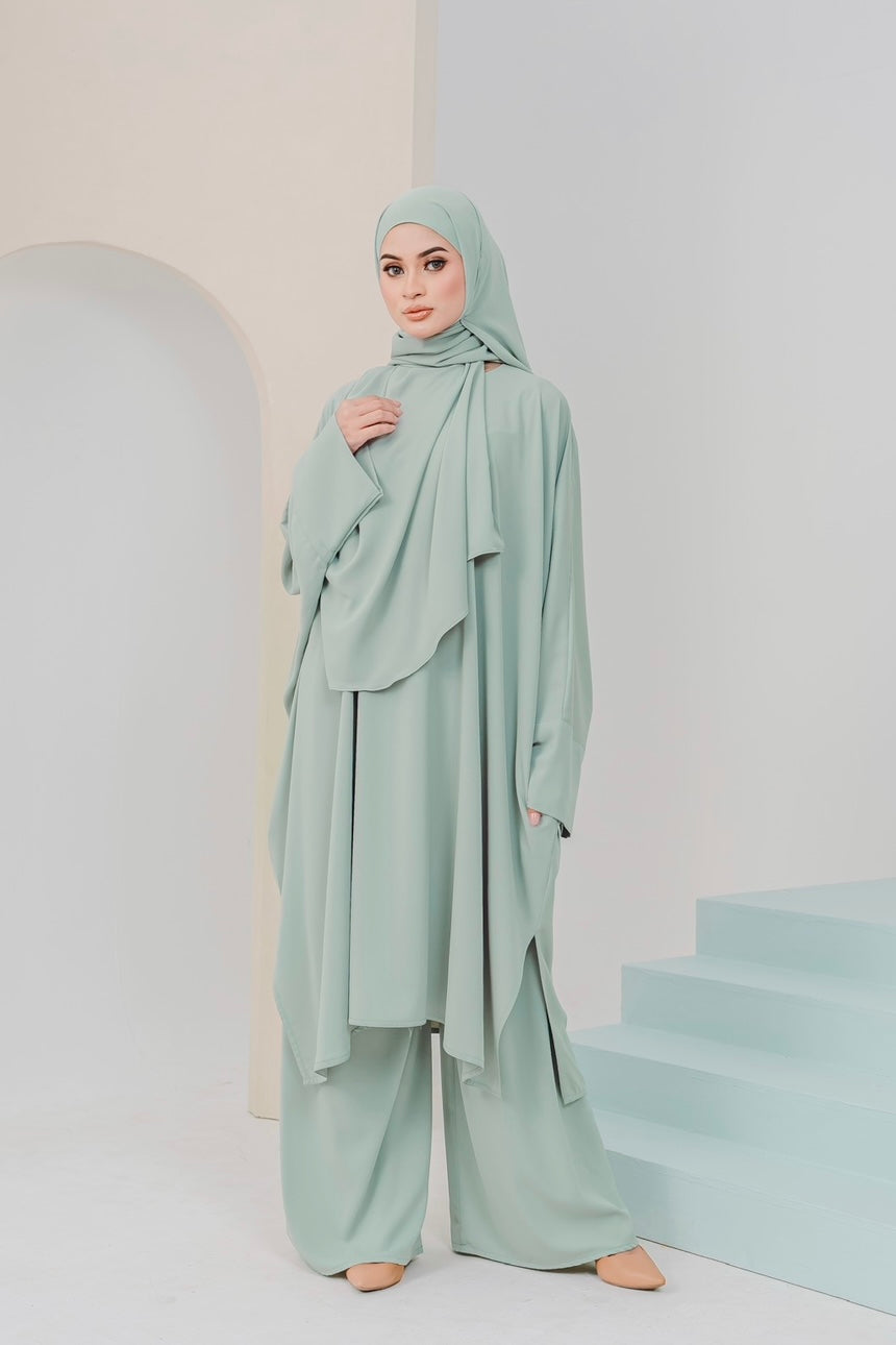 Hajar Pantsuit in Mint