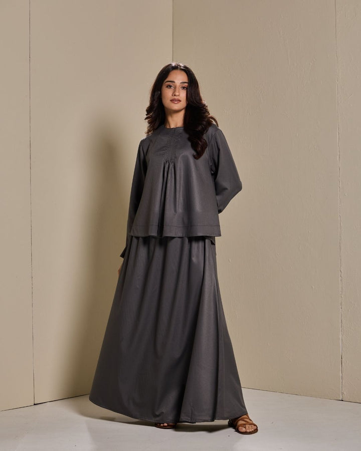 Maya Skirt Set in Dark Grey