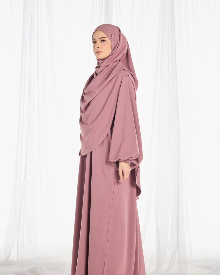 PO III : Warda Khimar Umrah Set in Dusty Rose