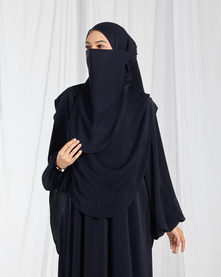 PO III : Warda Khimar Set in Navy