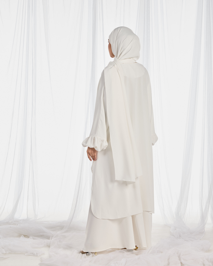 PO III : Hajar Pantsuit in White