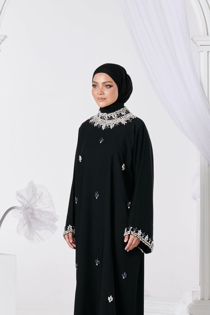 PO Luxe Series : Ammara Abaya in Black