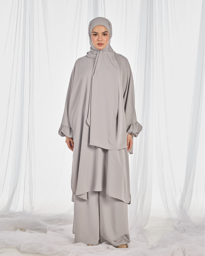 PO III : Hajar Pantsuit in Silver