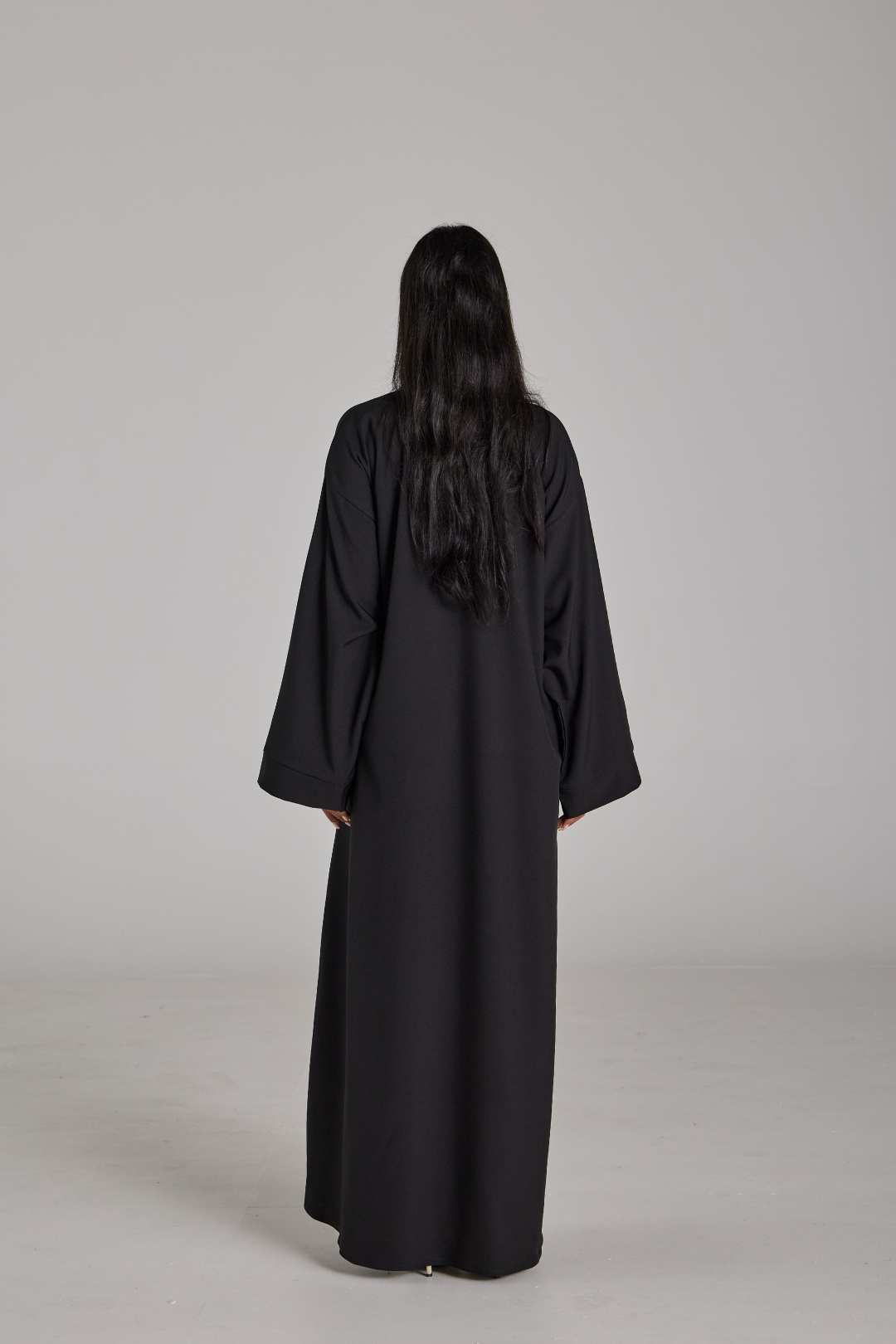Taline Abaya in Black