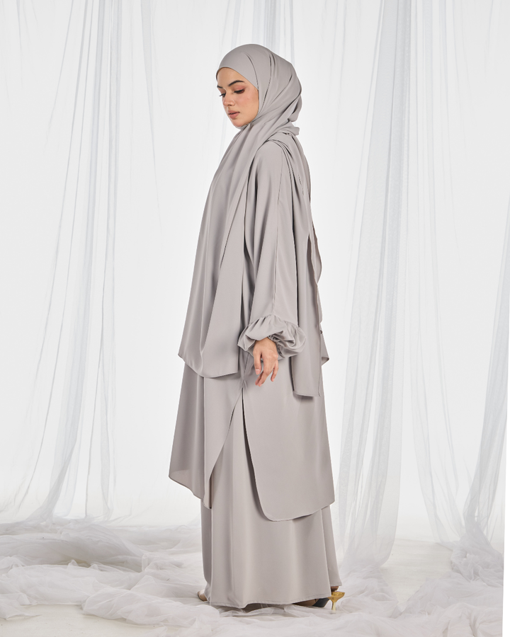 PO III : Hajar Pantsuit in Silver