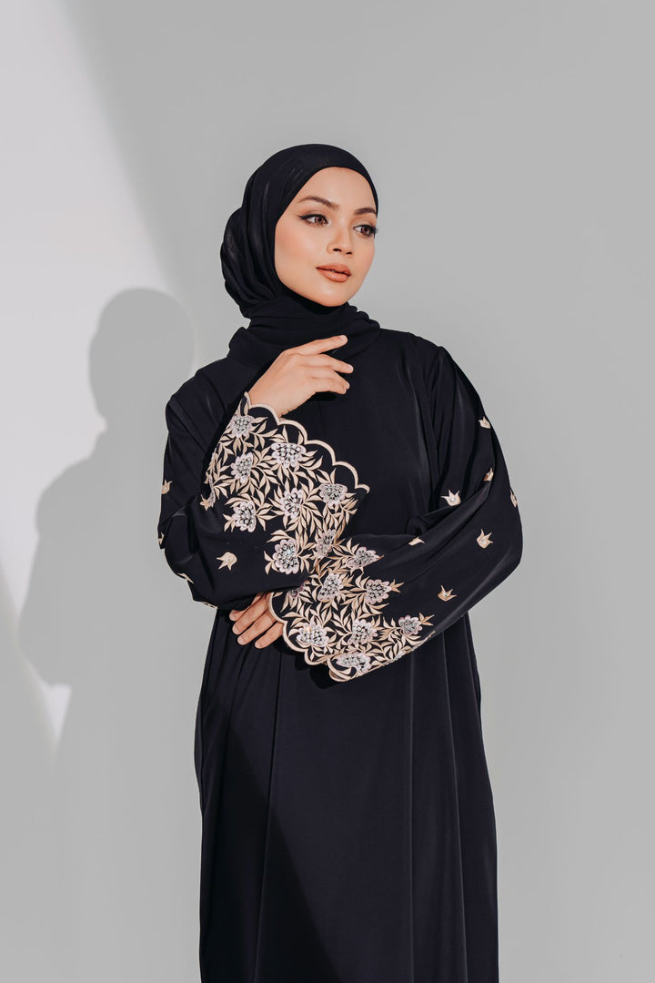 Alora Abaya