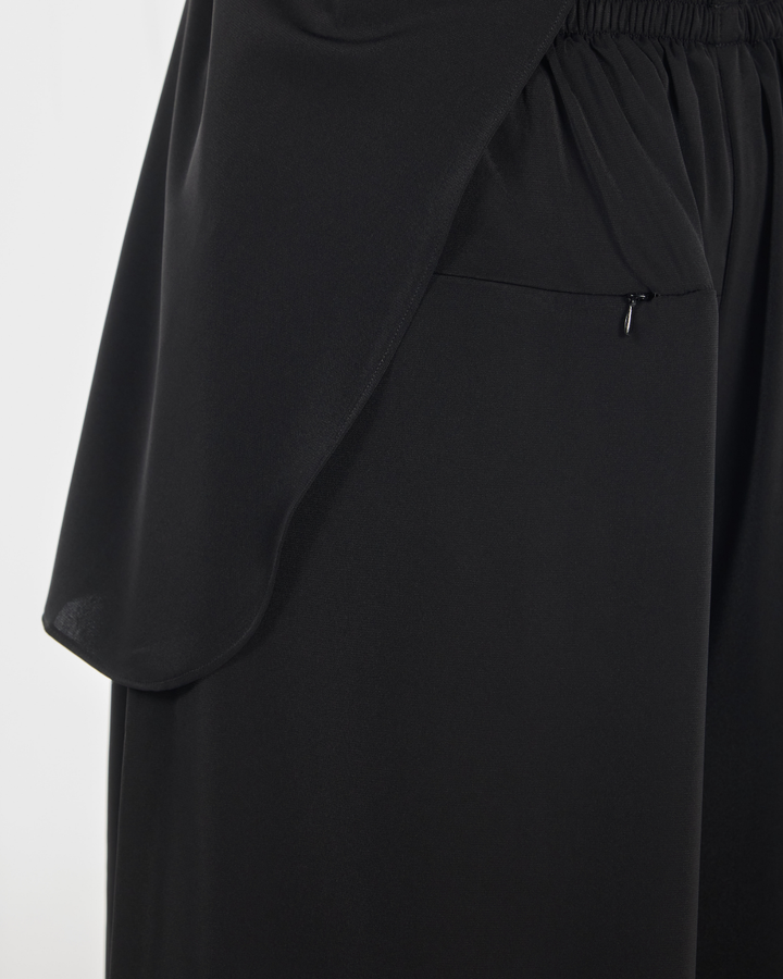PO III : Hajar Pantsuit in Black