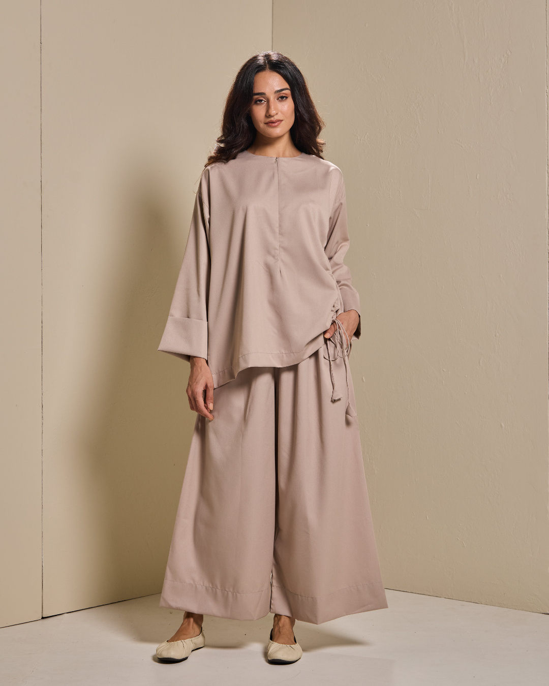 Ziyana Pants Set in Sand