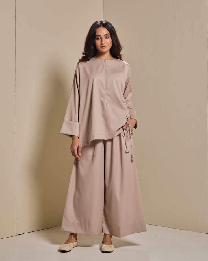 Ziyana Pants Set in Sand