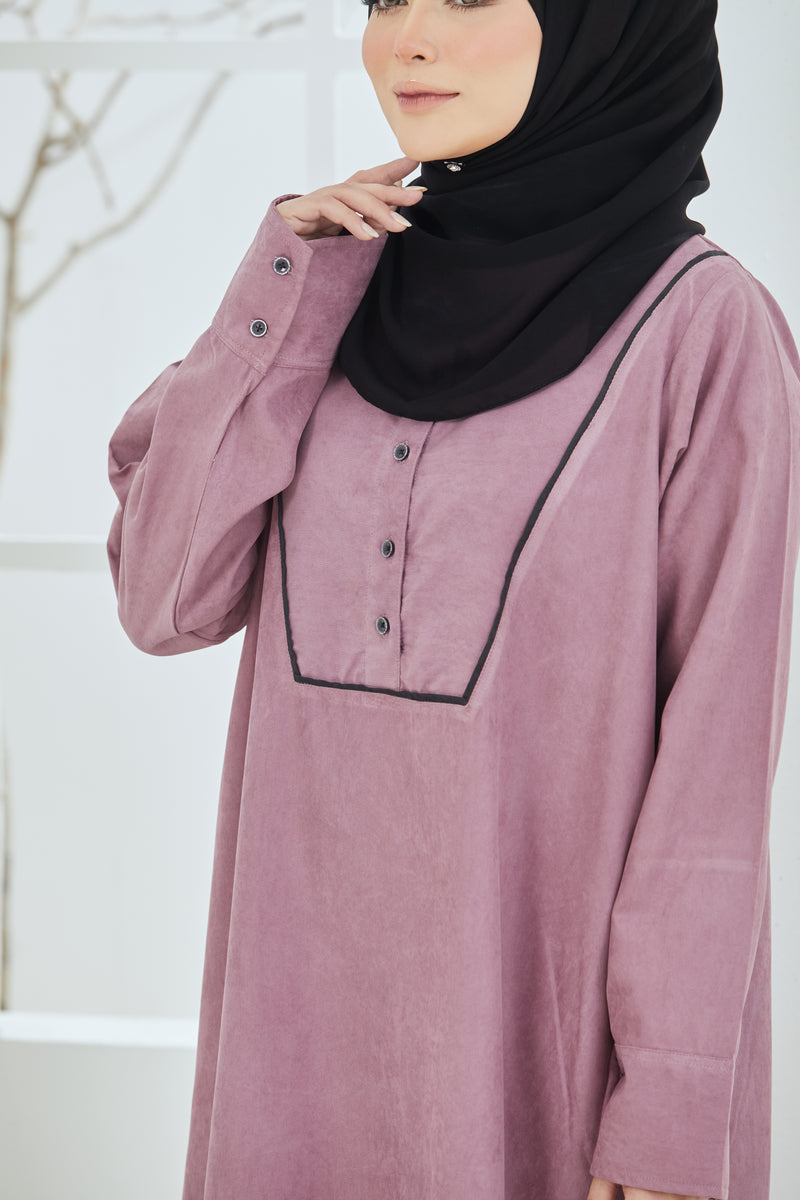 Aira Abaya in Mauve