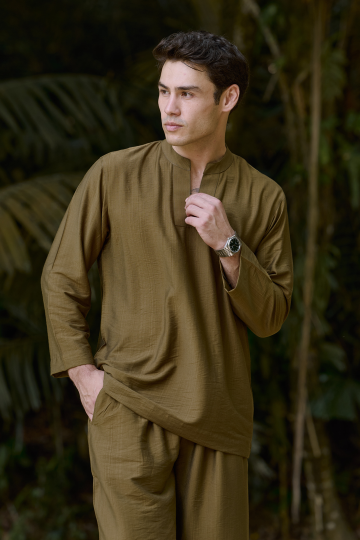 Wiranta Linen Set in Olive
