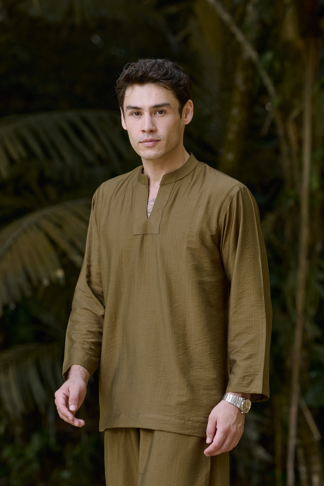 Wiranta Linen Set in Olive