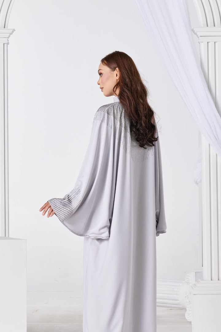 Dalila Abaya in Grey