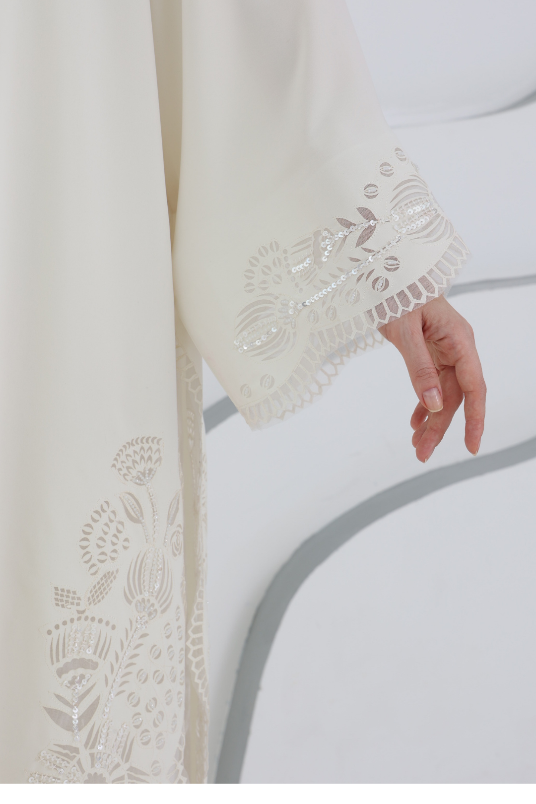 Preorder: Amour Abaya