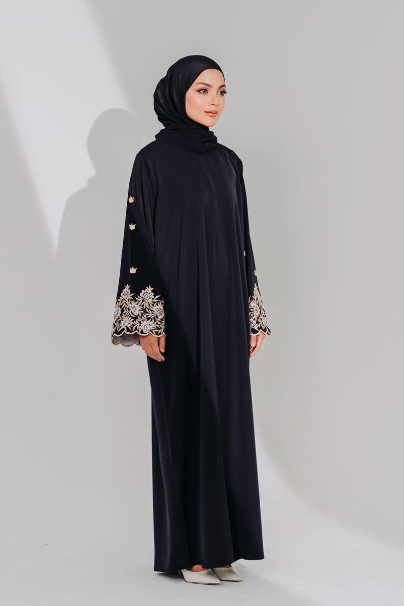 Alora Abaya