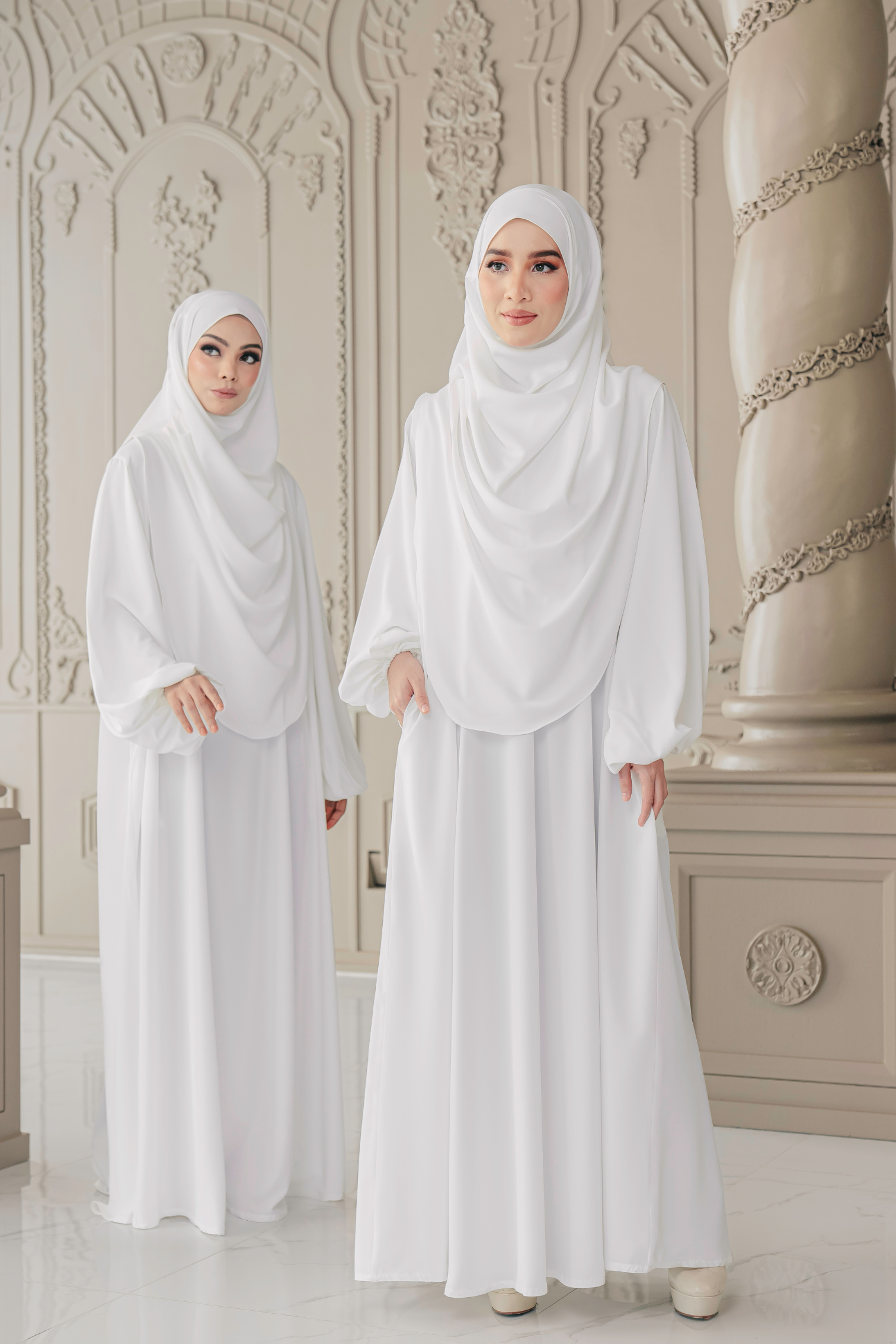 Instock: Warda Khimar Set in White