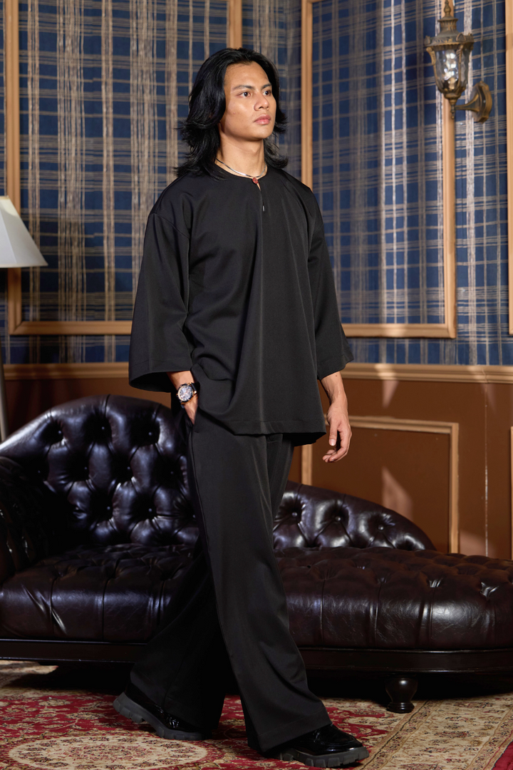 Bentara Baju Melayu in Black