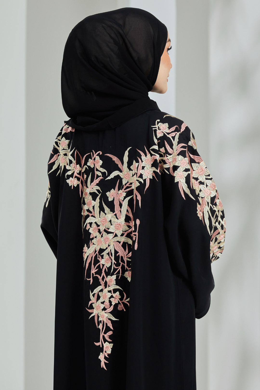 Safara Abaya in Black
