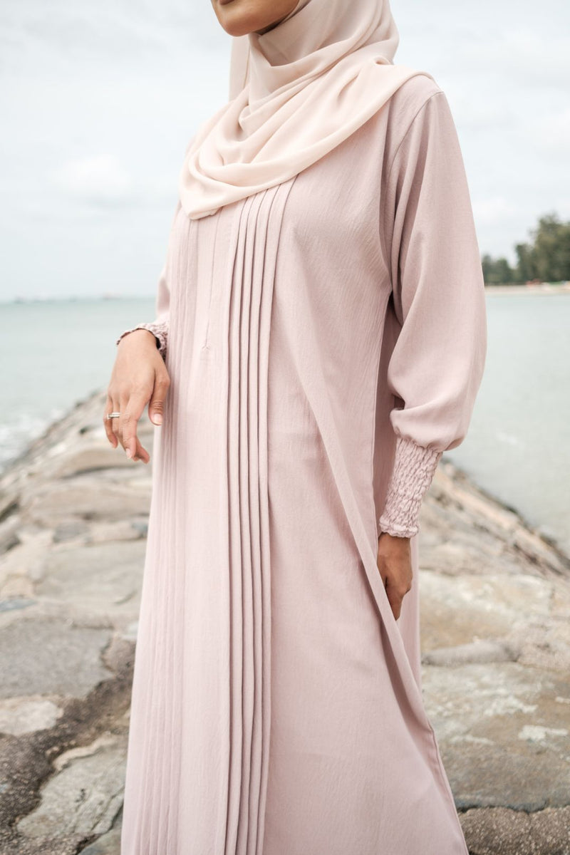 Zehra Abaya in Nude Pink