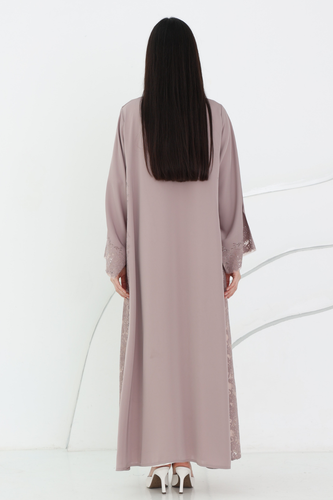 Preorder: Reve Abaya in Light Taupe