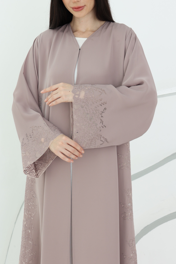 Preorder: Reve Abaya in Light Taupe