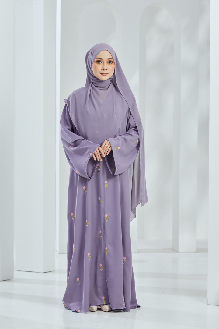 Tasneem Abaya