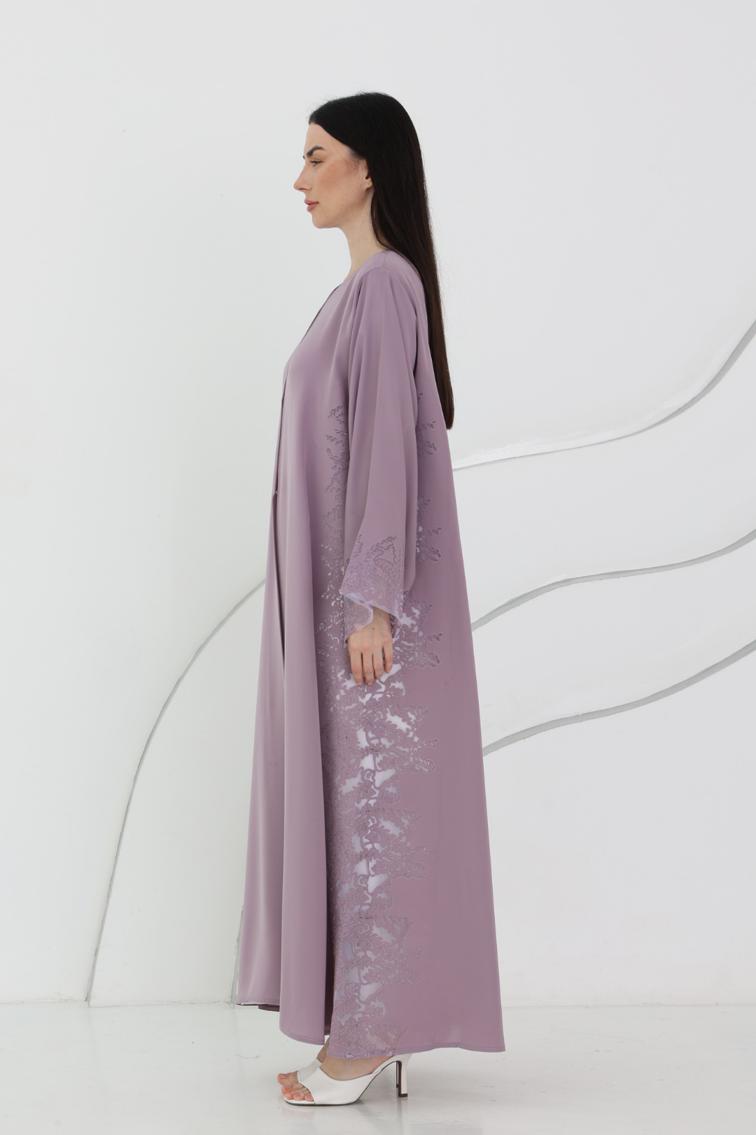 Preorder: Reve Abaya in Lavender