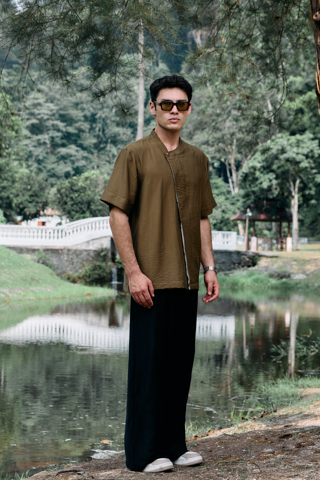 Aruna Linen Shirt in Olive