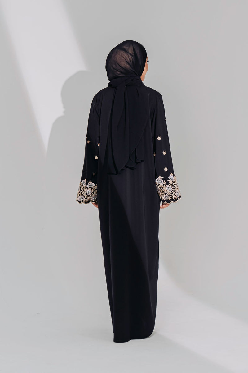 Alora Abaya