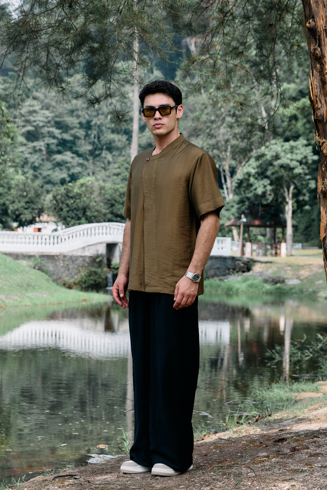Aruna Linen Shirt in Olive