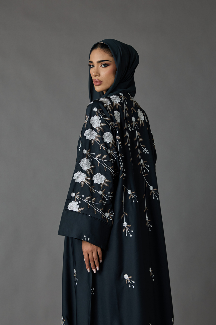 Hilya Abaya in Grey