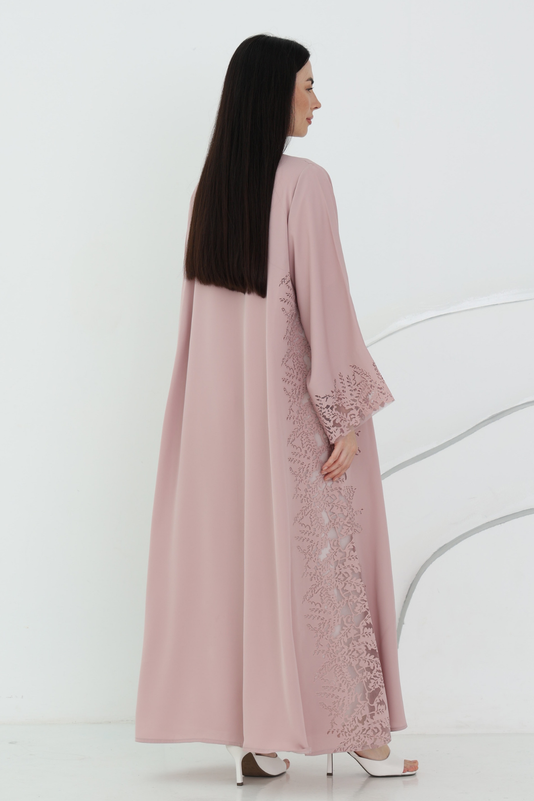 Preorder: Reve Abaya in Dusty Pink