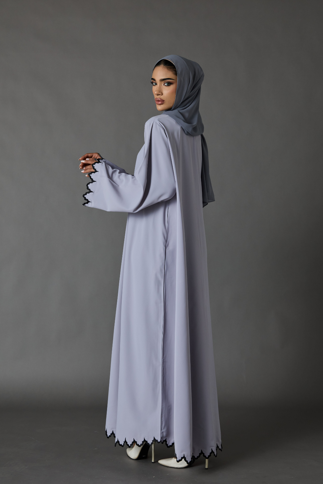 PO : Elysia Abaya in Grey
