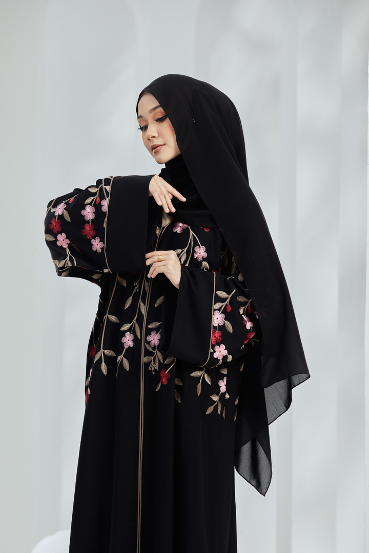 Jazlyn Abaya