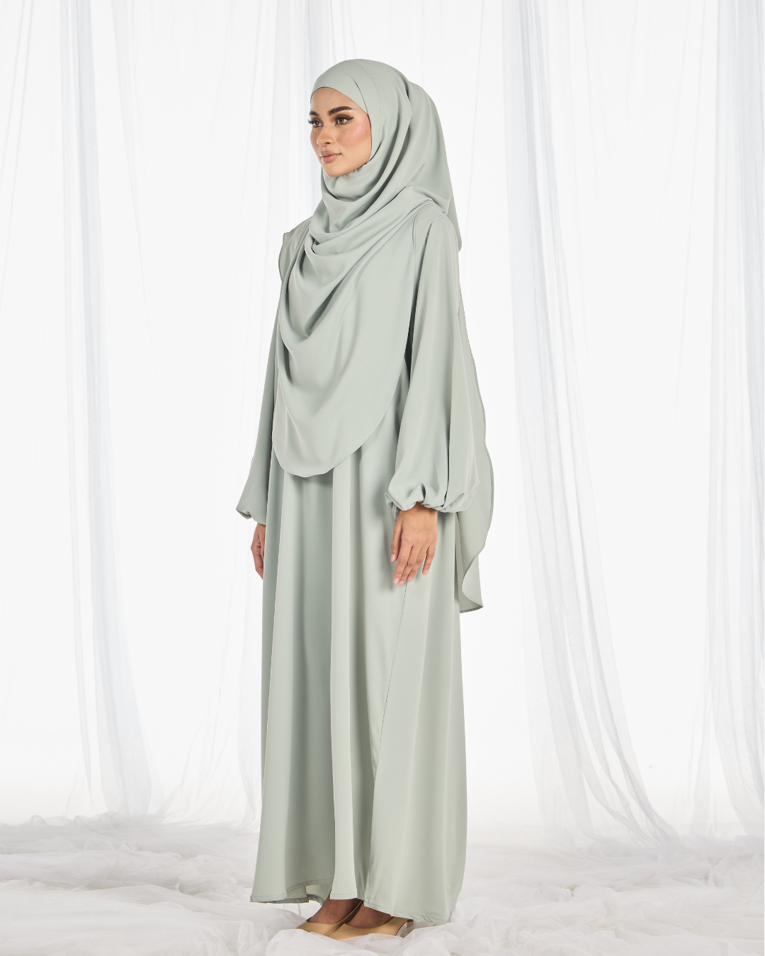 PO III : Warda Khimar Umrah Set in Mint