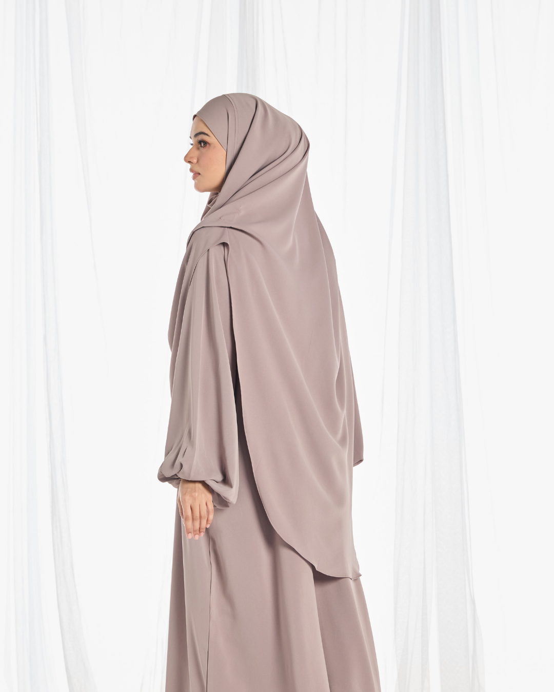 PO III : Warda Khimar Umrah Set in Taupe