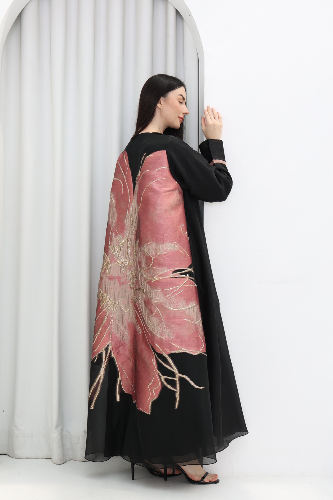 Preorder: Fleur Abaya in Rose Pink