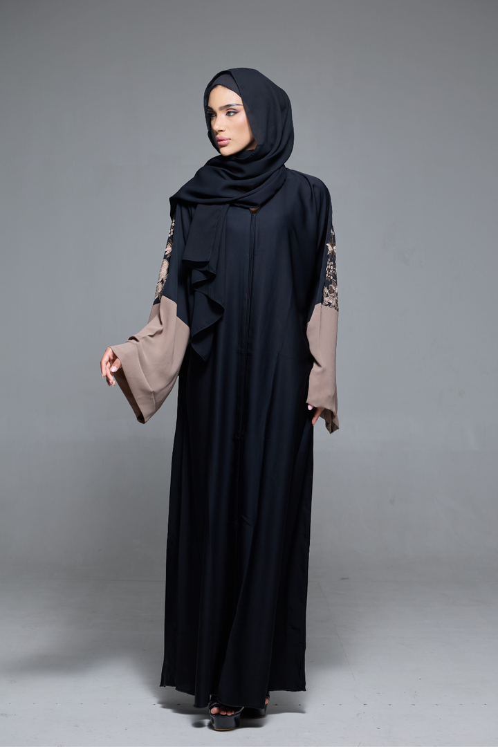 Nilofa Abaya