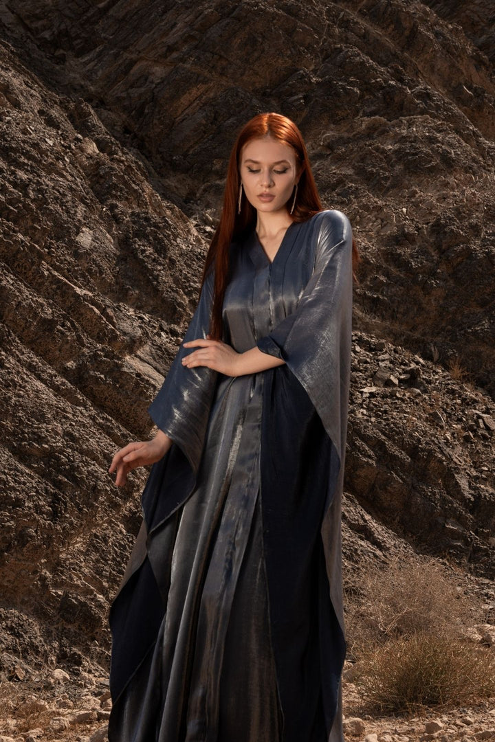 Lissa Kaftan in Dark Blue