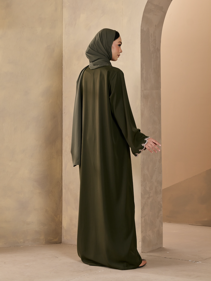 Erza Abaya in Olive