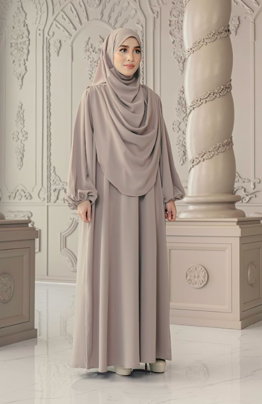 Warda Khimar Umrah Set in Taupe