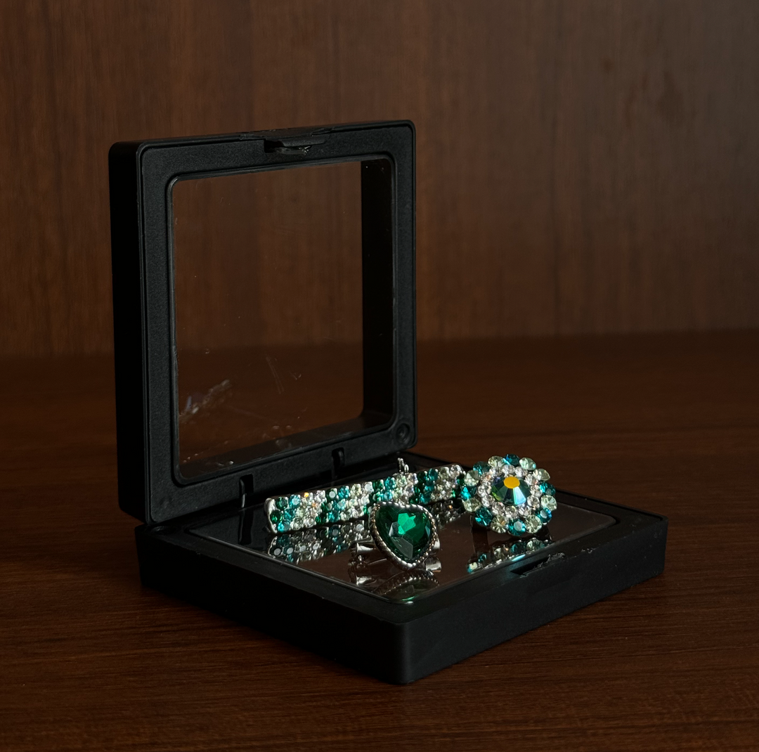 Aura Trilogy Crystal Korean Brooch - Free Heart Crystal Petite Brooch