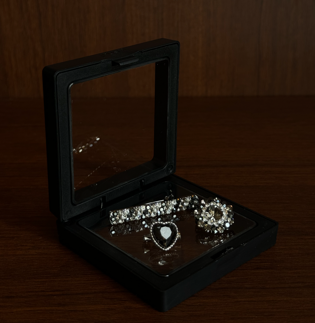 Aura Trilogy Crystal Korean Brooch - Free Heart Crystal Petite Brooch