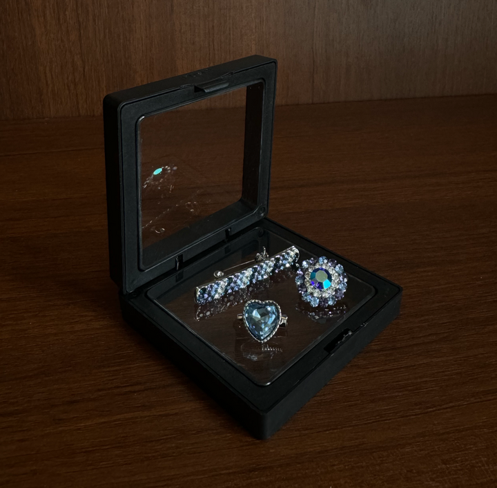 Aura Trilogy Crystal Korean Brooch - Free Heart Crystal Petite Brooch