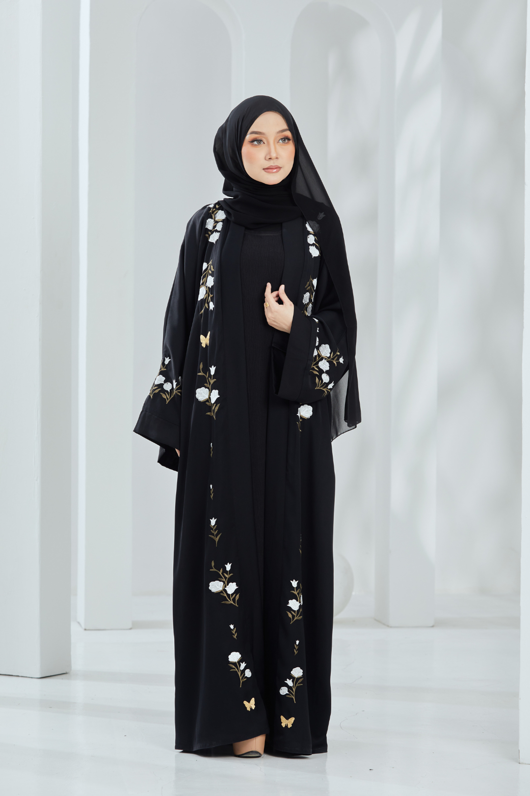 Naura Abaya