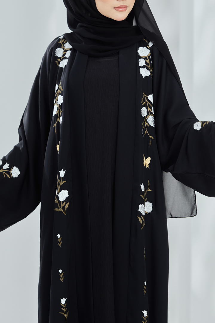 Naura Abaya